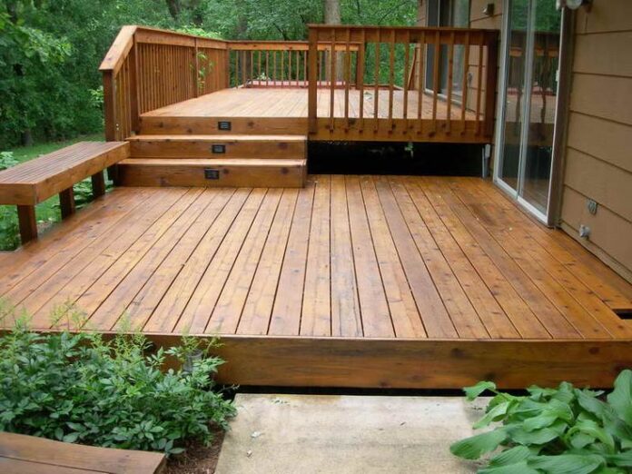 deck contractor